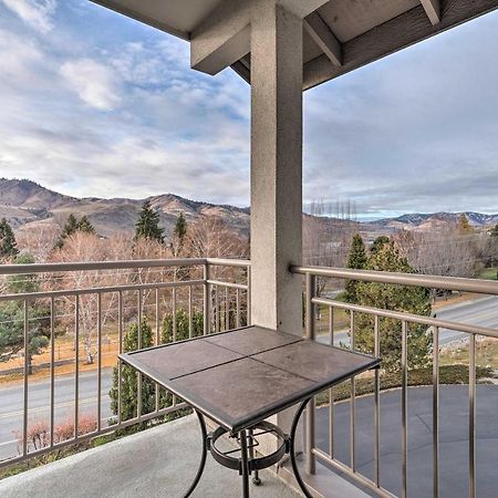 Chic Chelan Condo With Balcony, Walk To Lake And Dtwn! Bagian luar foto