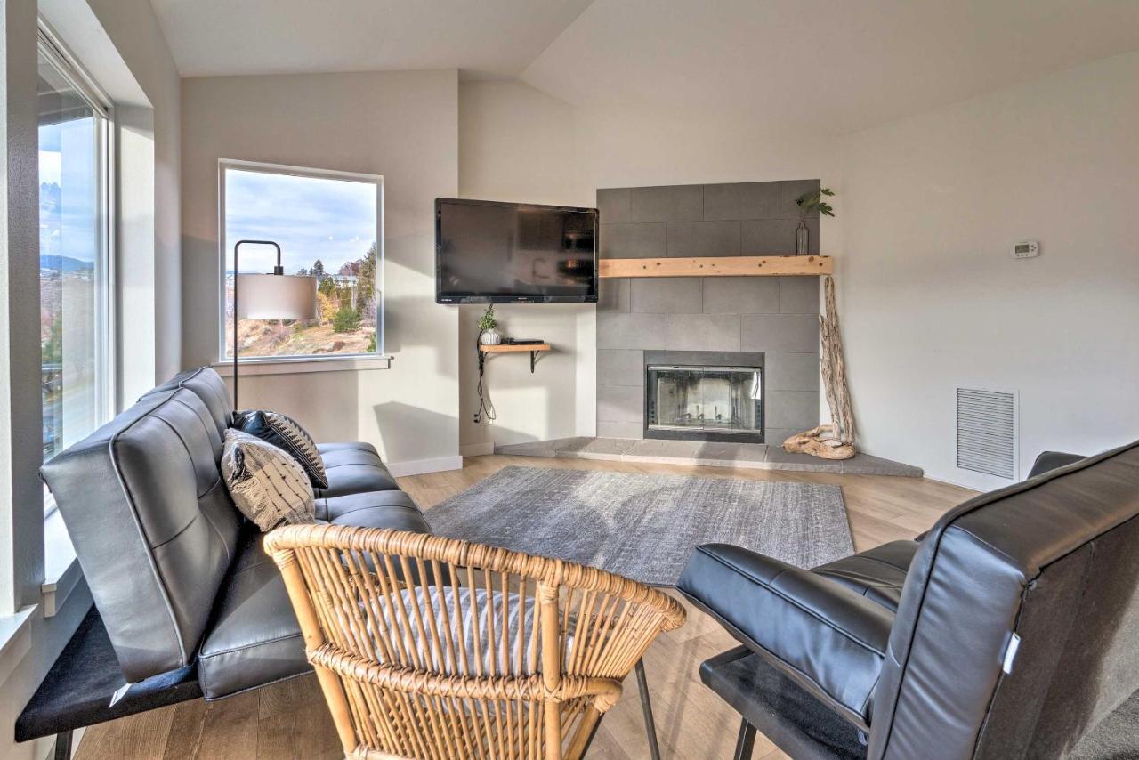 Chic Chelan Condo With Balcony, Walk To Lake And Dtwn! Bagian luar foto
