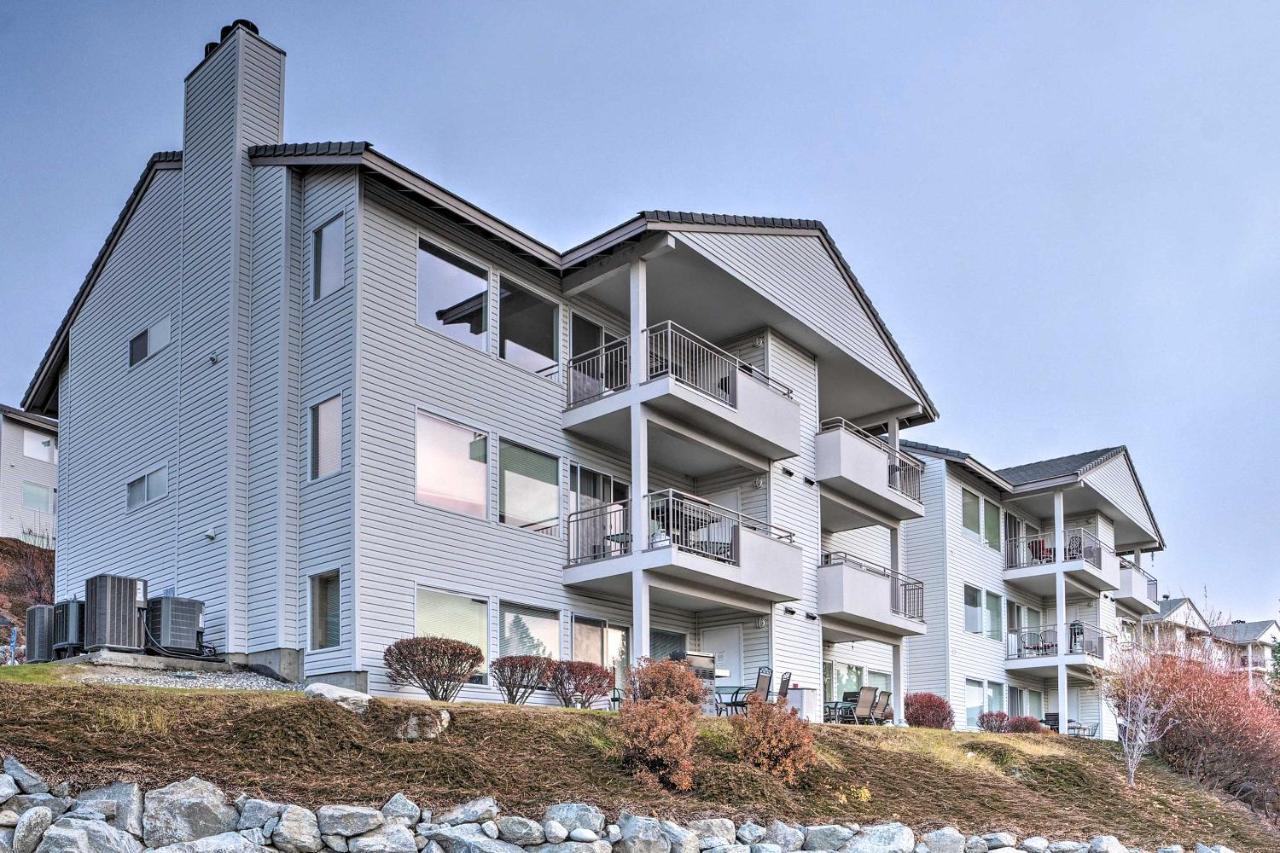 Chic Chelan Condo With Balcony, Walk To Lake And Dtwn! Bagian luar foto